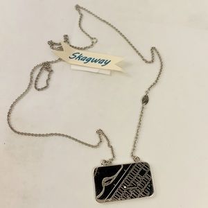 Alaska Pendant